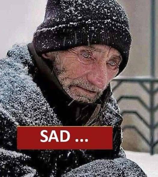 One very cold night, a rich man met a homeless old man outside.